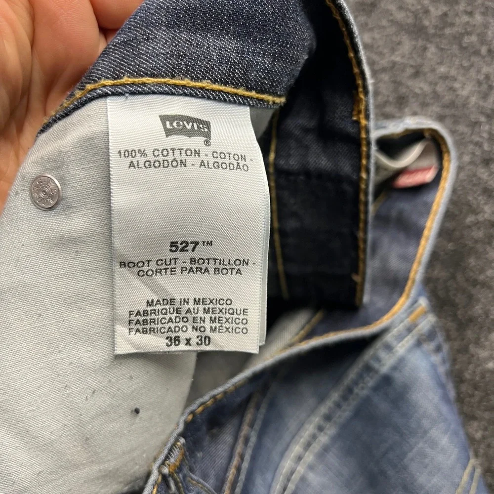 Levis levi 527